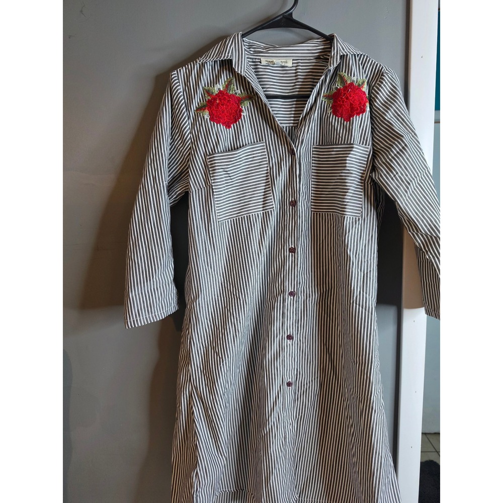 Speed Control New York Striped Shirt Dress Red Rose Floral Embroidery Size M